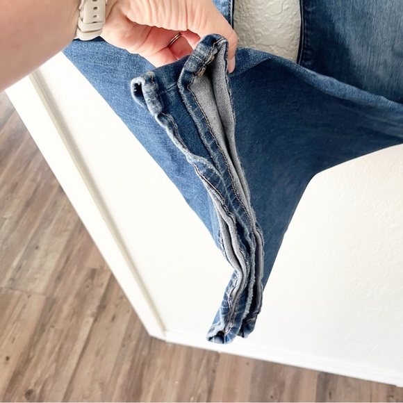 American Eagle Jeans Women's 8 Short 8P Festival Flare Faded Retro - Picture 5 of 10